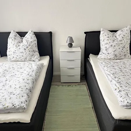 Apartment Gold